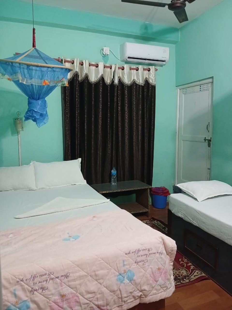 Tiger Corner Inn Homestay 索拉哈 外观 照片